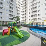 Stylish Modern 2Br Apartment At Parahyangan Residence By Travelio