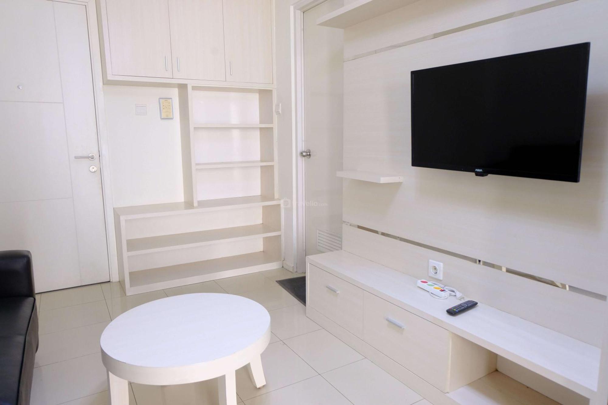Stylish Modern 2br At Parahyangan By Travelio Apartemen *